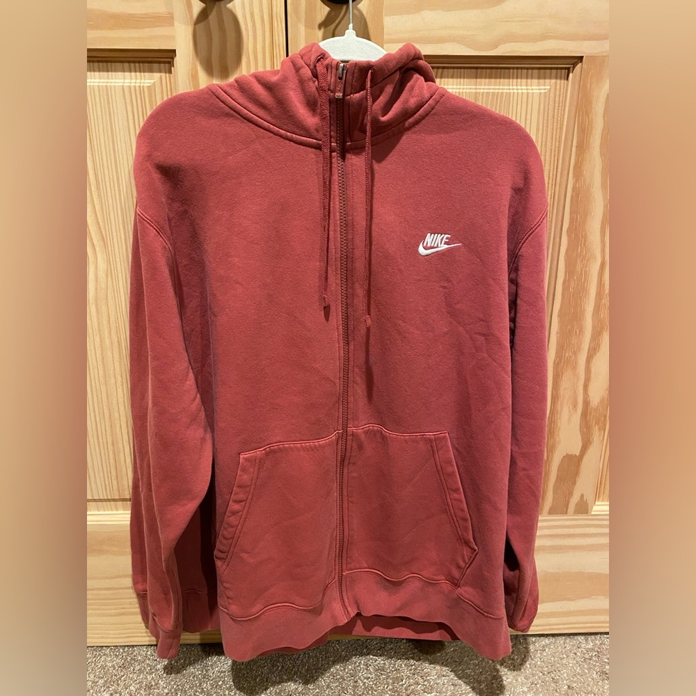 Men’s Nike zip up hoodie size XL